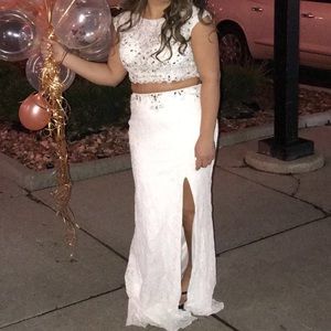 White lace 2 piece dress. Only worn one time